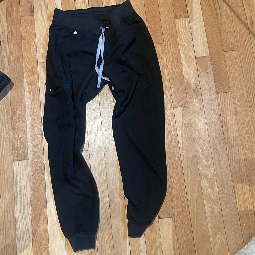 Figs scrubs - joggers small